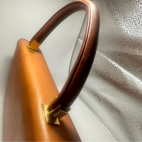 1950’s LOEWE Small Structured Soft Leather Authentic Vintage Handbag - Picture 12 of 16